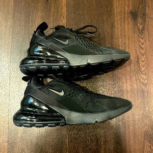 Nike 270 Women’s Shoes